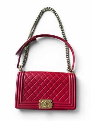Pre-Owned Chanel Boy Medium Lambskin Red.